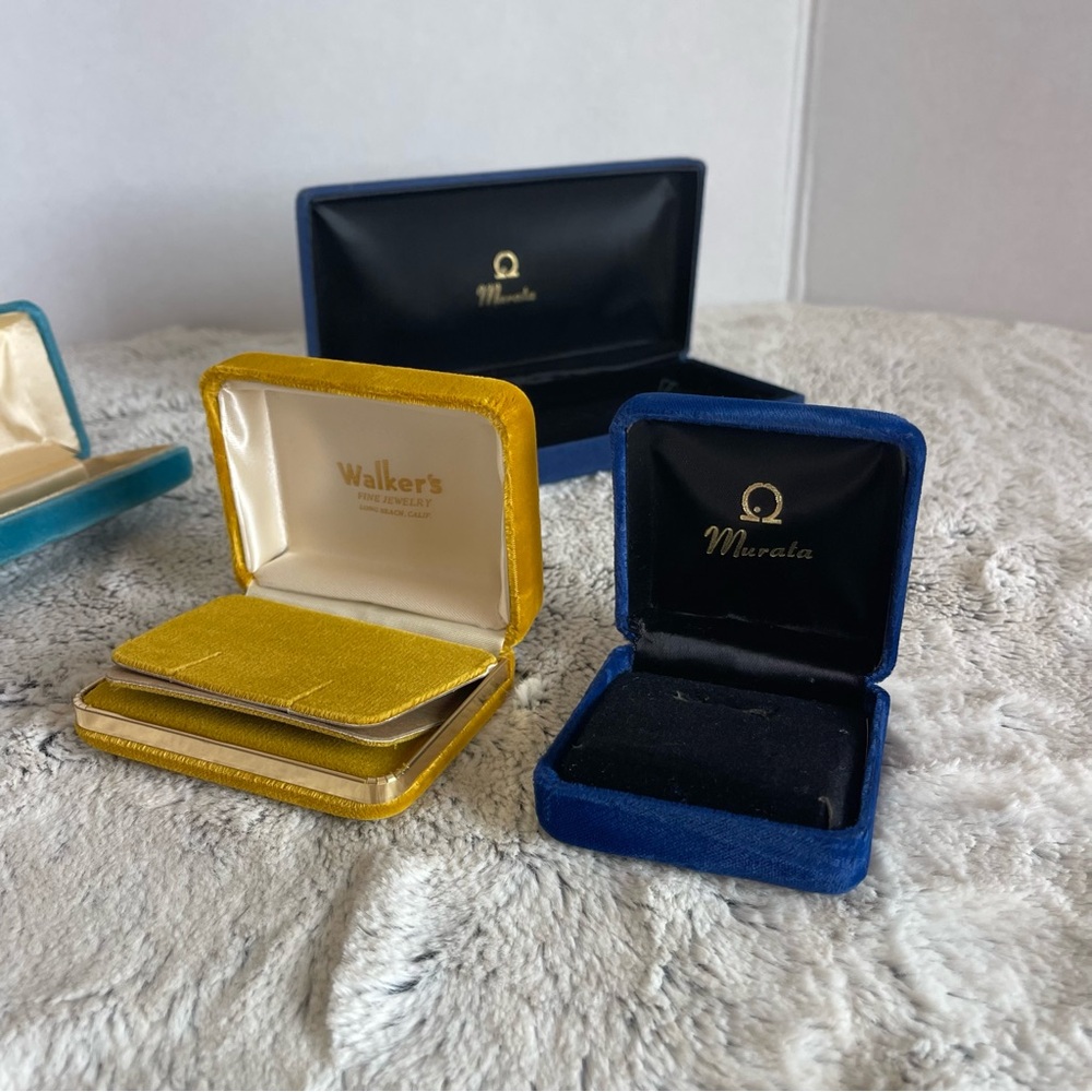 Vintage Elegant Velvet Jewelry Box Set of 8 Colorful - Picture 12 of 13